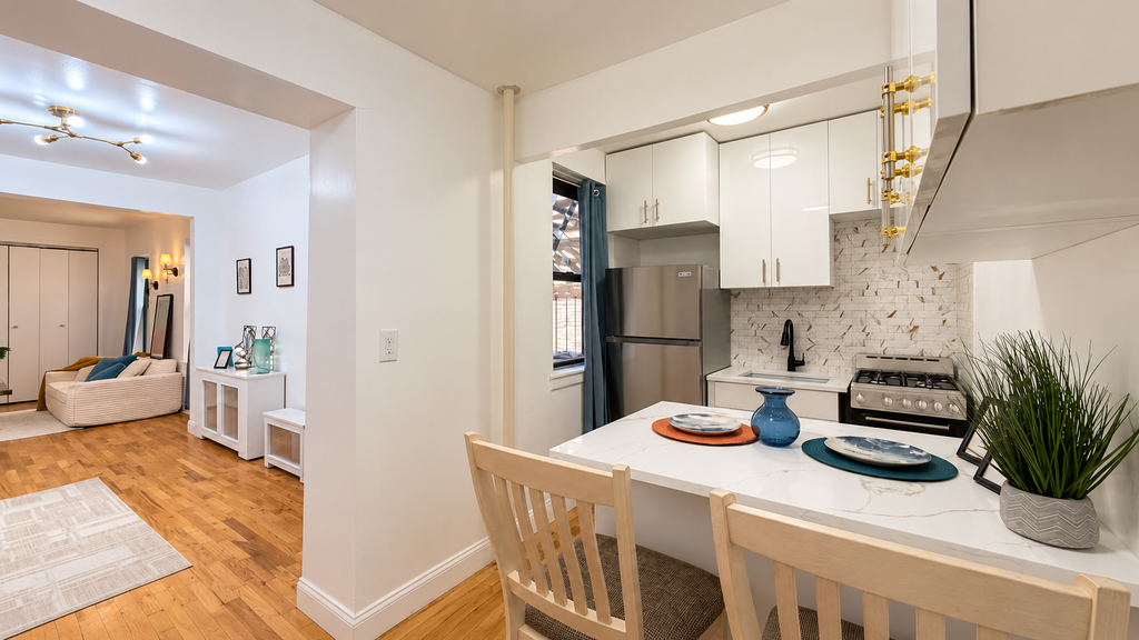 4 West 101st Street, Unit 49A photo 2