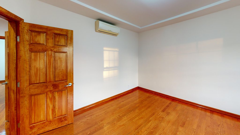 1840 East 32nd Street – For Sale photo 12
