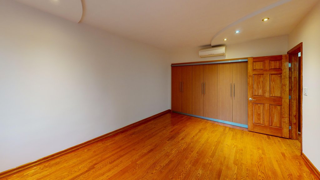 1840 East 32nd Street – For Sale photo 13