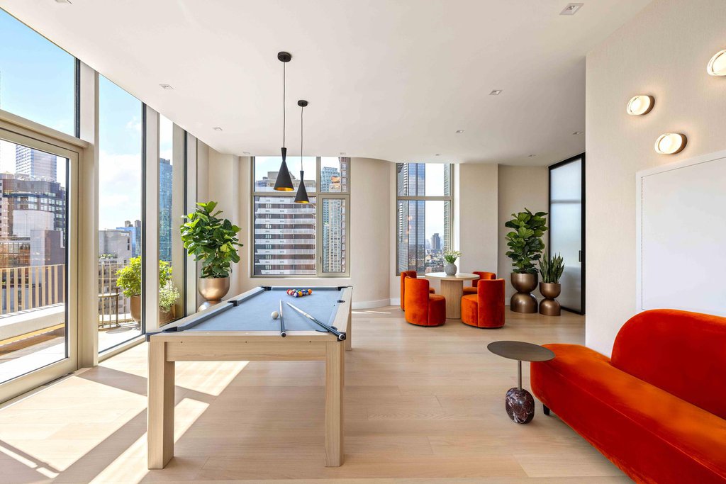 24-01 Queens Plaza North, Unit 1405 photo 8