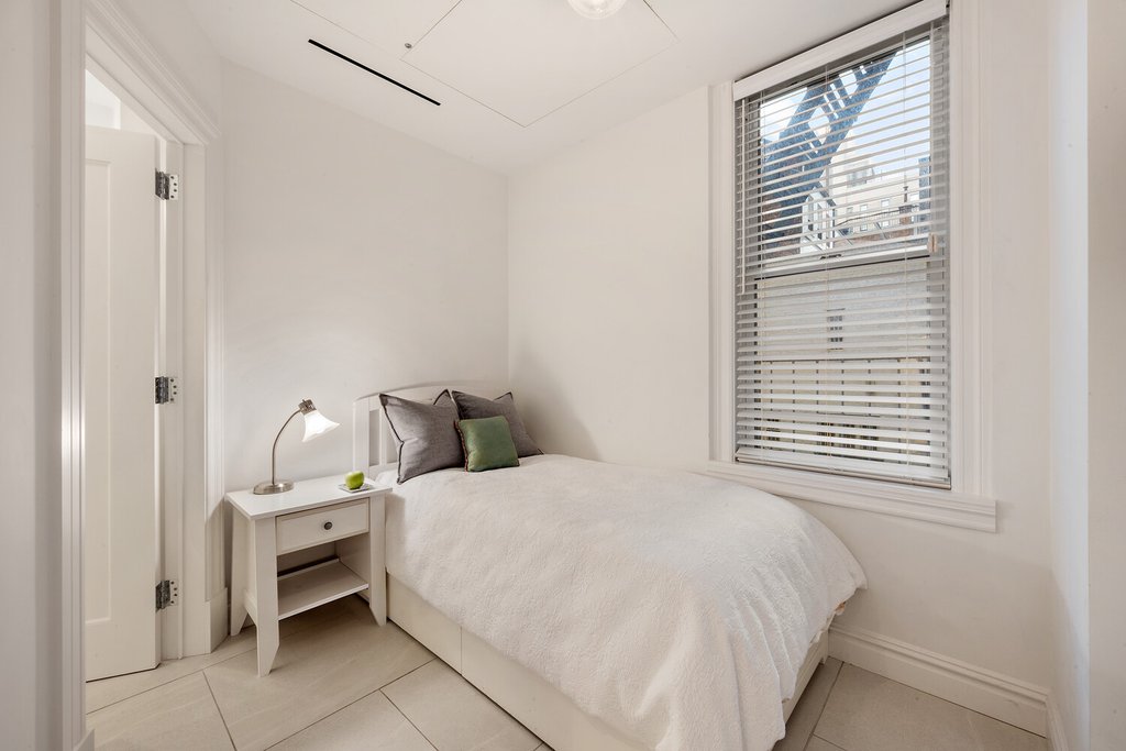 912 Fifth Avenue, Unit 3B photo 16