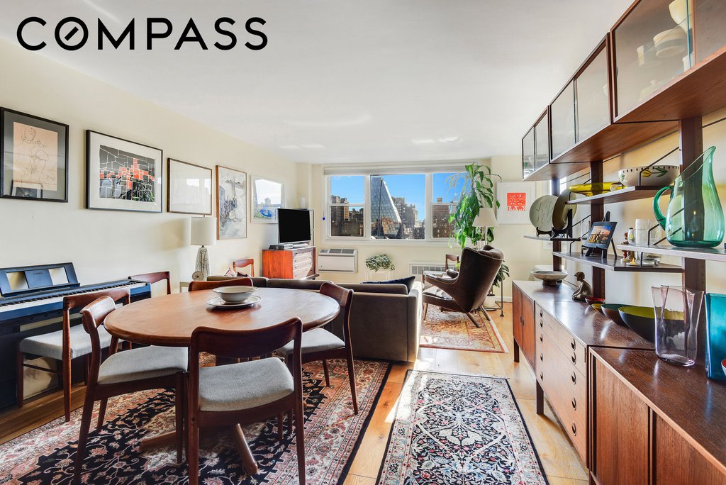 77 Seventh Avenue, Unit 16A