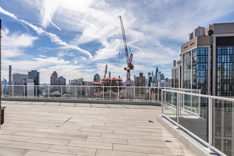 404 East 79th Street, Unit 22C photo 10