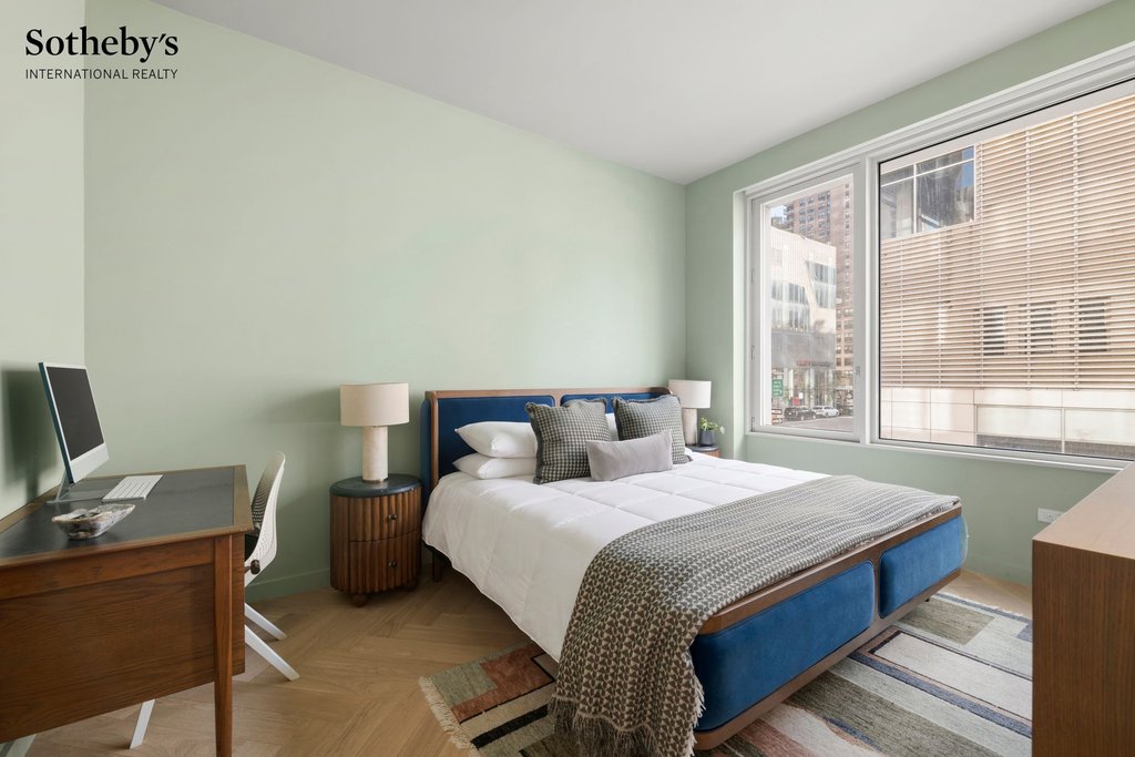 611 West 56th Street, Unit 2B photo 6