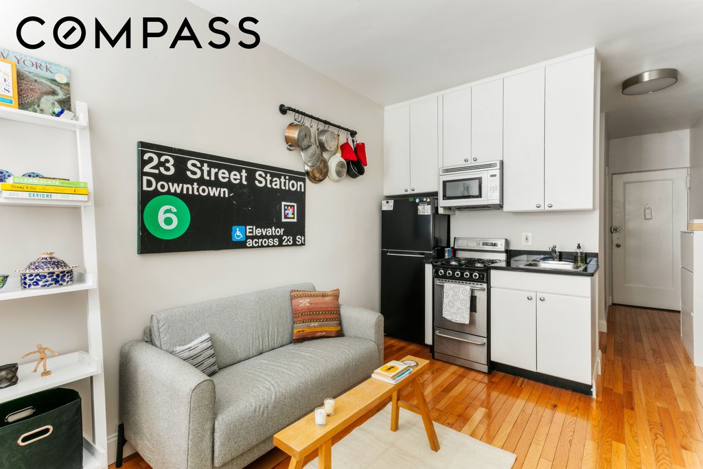 312 West 23rd Street, Unit 2T photo 3