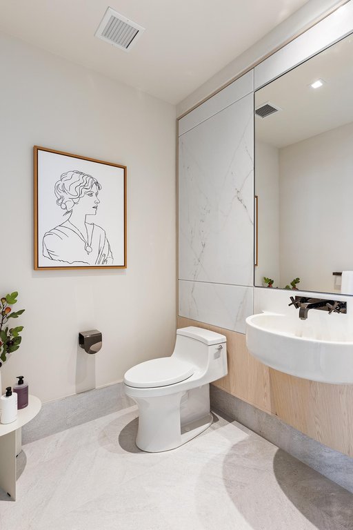 77 Greenwich Street, Unit 39C photo 22
