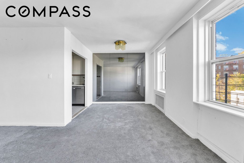 5730 Mosholu Avenue, Unit 4E photo 4