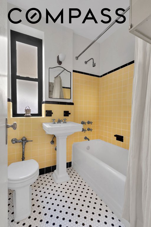 17 Chittenden Avenue, Unit 4D photo 9