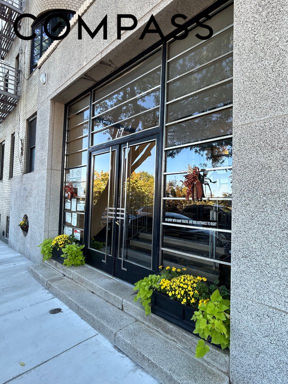 17 Chittenden Avenue, Unit 4D photo 17