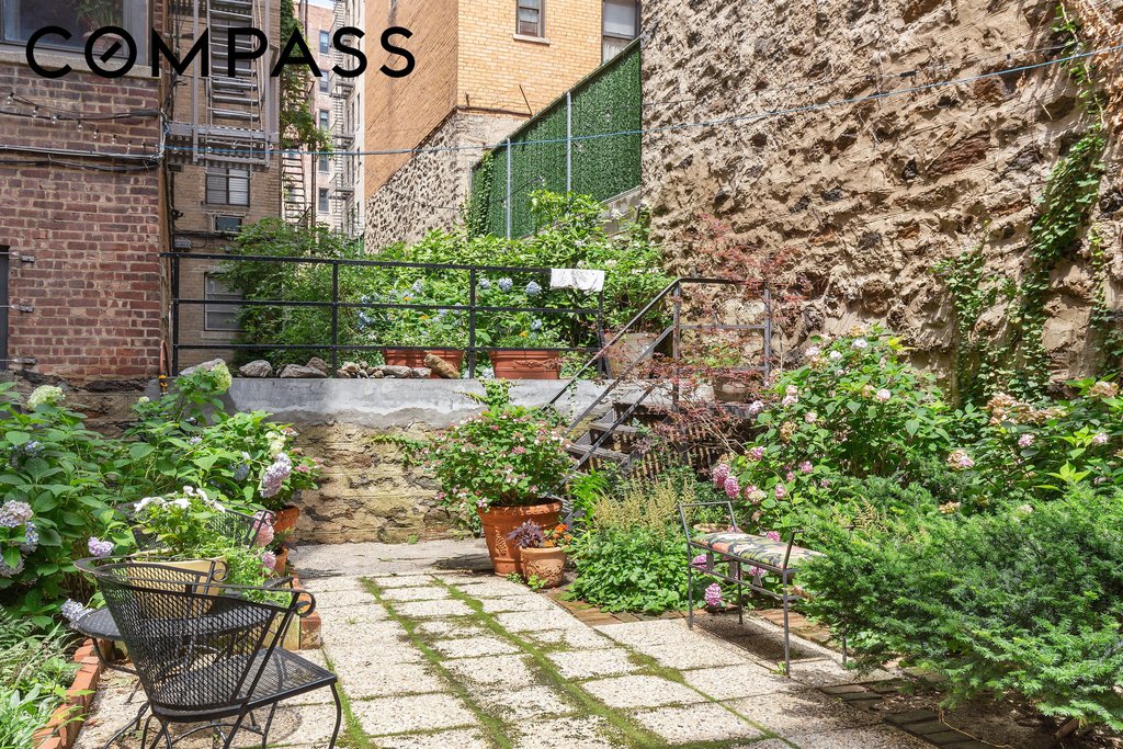 17 Chittenden Avenue, Unit 4D photo 22