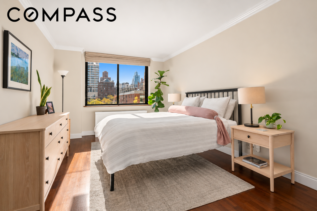 330 East 75th Street, Unit 14E photo 6