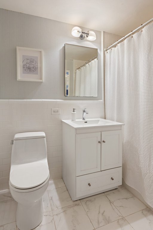 205 East 63rd Street, Unit 8D photo 8