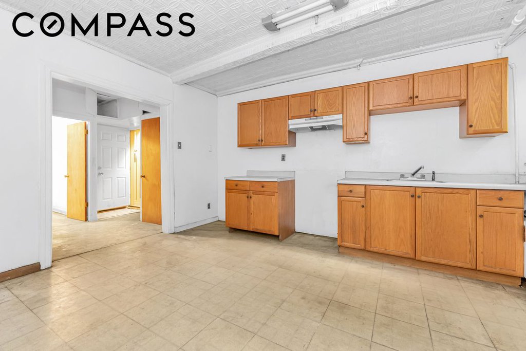 39-41 24th Street – For Sale photo 12