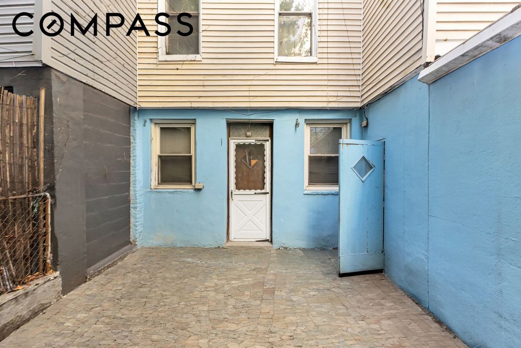 39-41 24th Street – For Sale photo 15