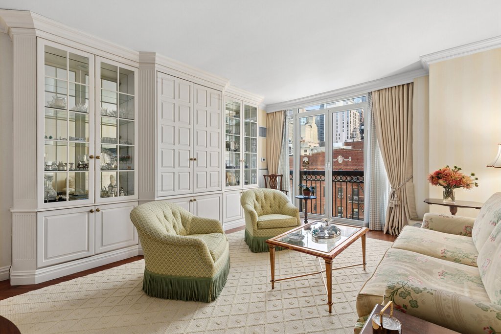 400 East 51st Street, Unit 6D