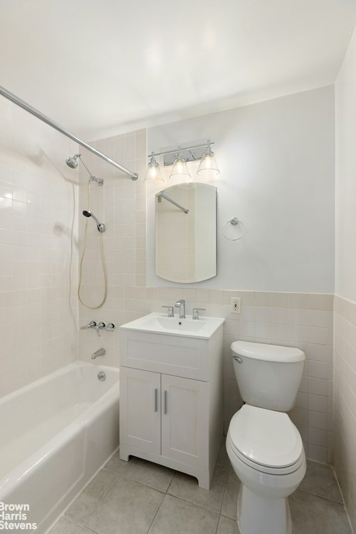 333 East 45th Street, Unit 7B photo 7