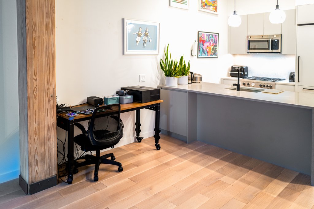 710 Metropolitan Avenue, Unit 1E photo 6