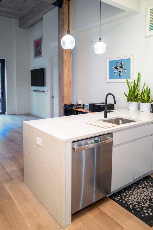 710 Metropolitan Avenue, Unit 1E photo 11