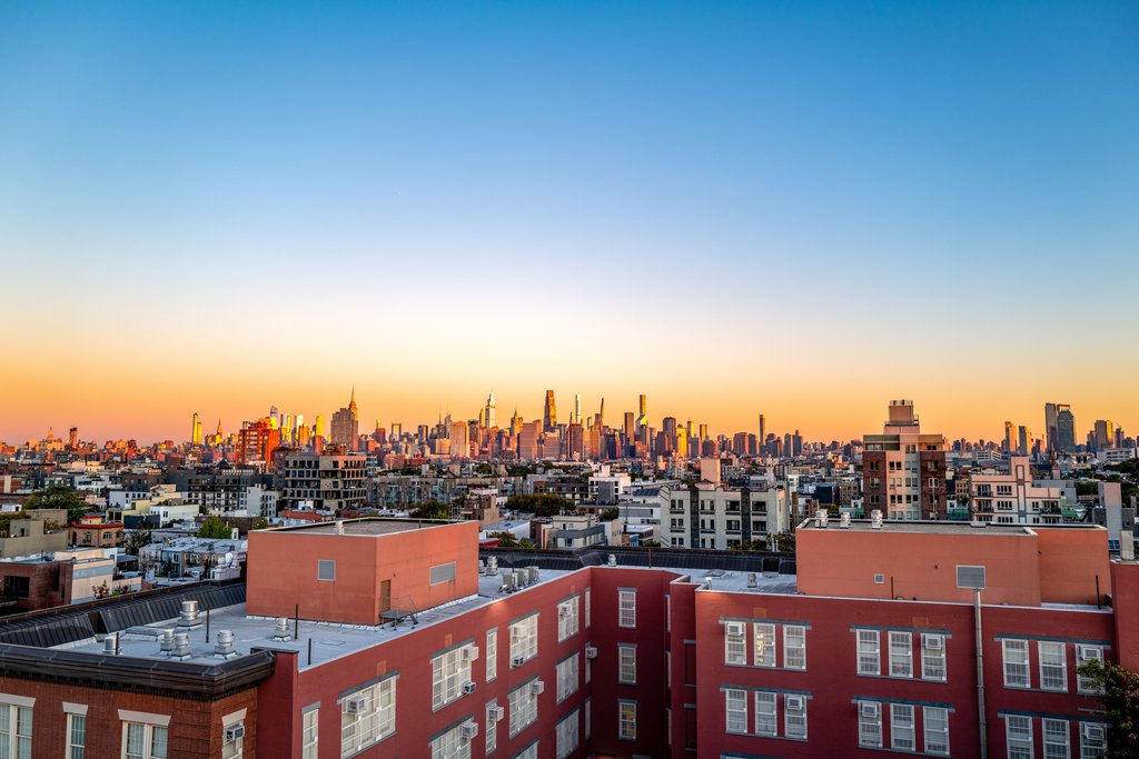 710 Metropolitan Avenue, Unit 1E photo 18