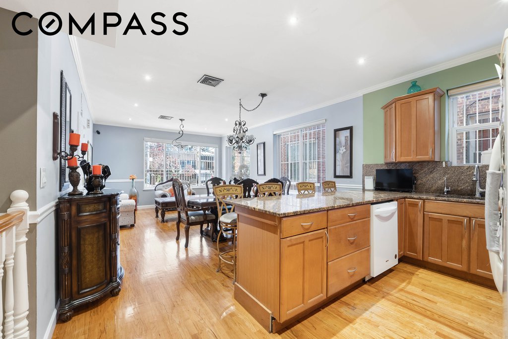 125 Linden Street – For Sale photo 2