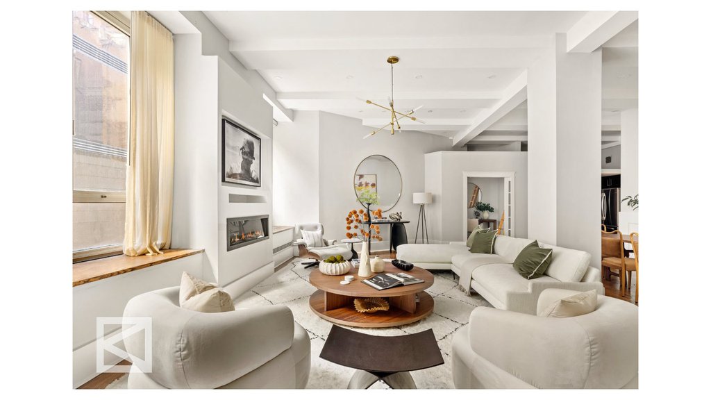 21 East 22nd Street, Unit 2DE photo 3