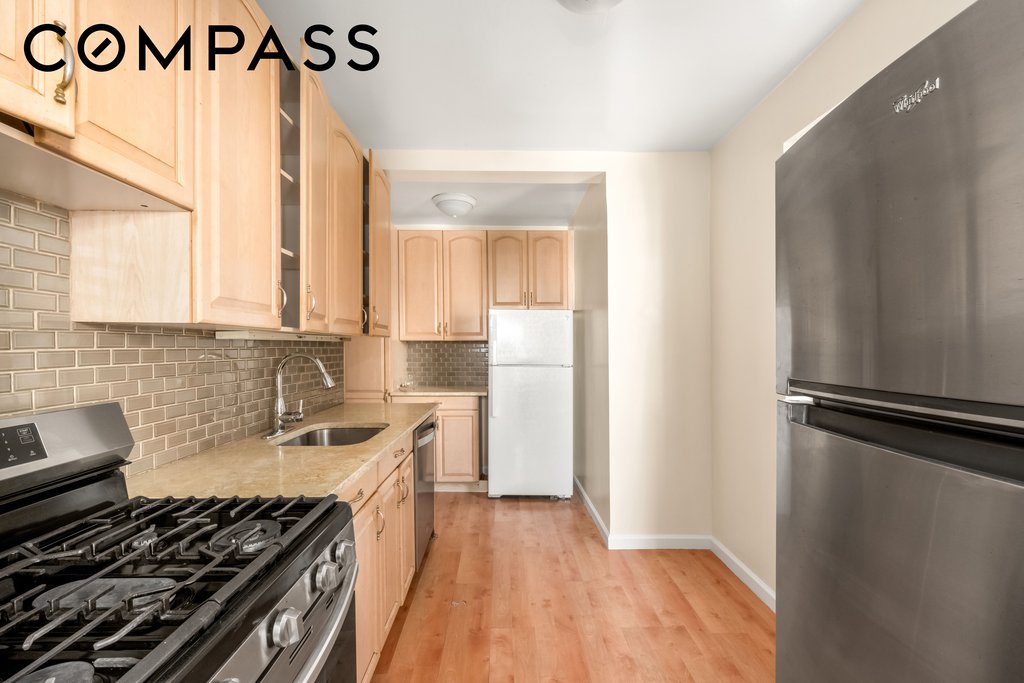 67-38 108th Street, Unit B46 photo 5