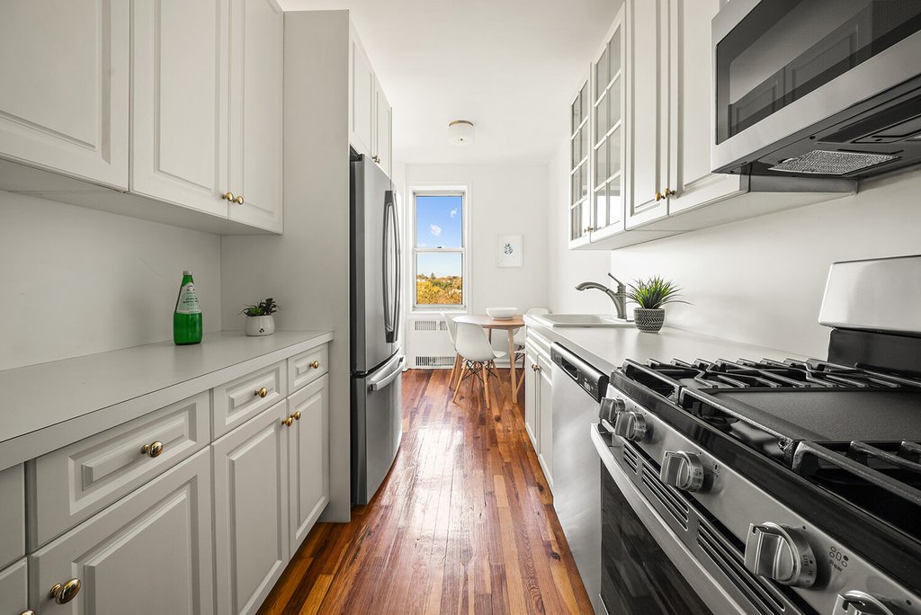 176 Seeley Street, Unit F2 photo 2