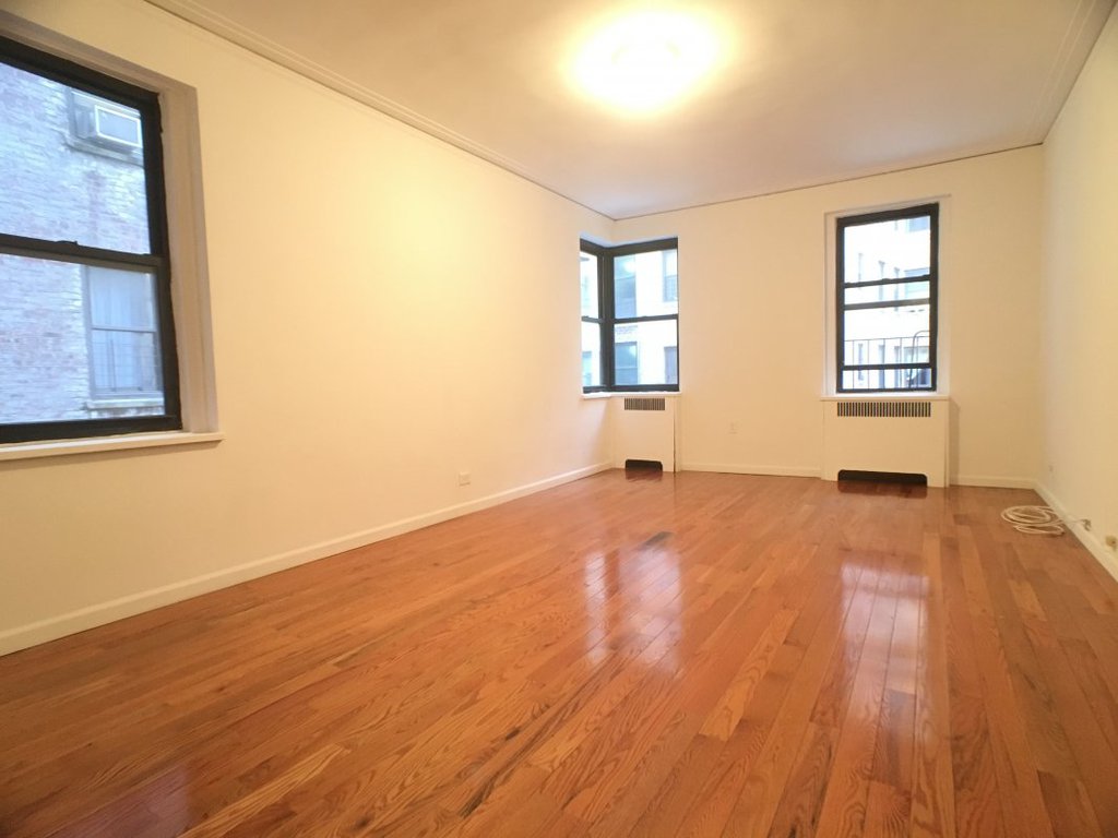 Washington Heights Studio Apartment Rentals No Fee Nyc Real Estate Studio Apartment In Washington Heights