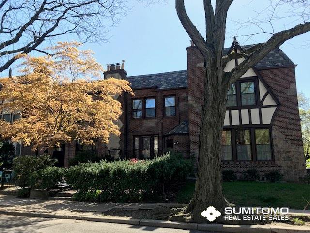 Forest Hills Gardens Apartment Rentals Nyc 3 Bedrooms Townhouse For Rent In Forest Hills