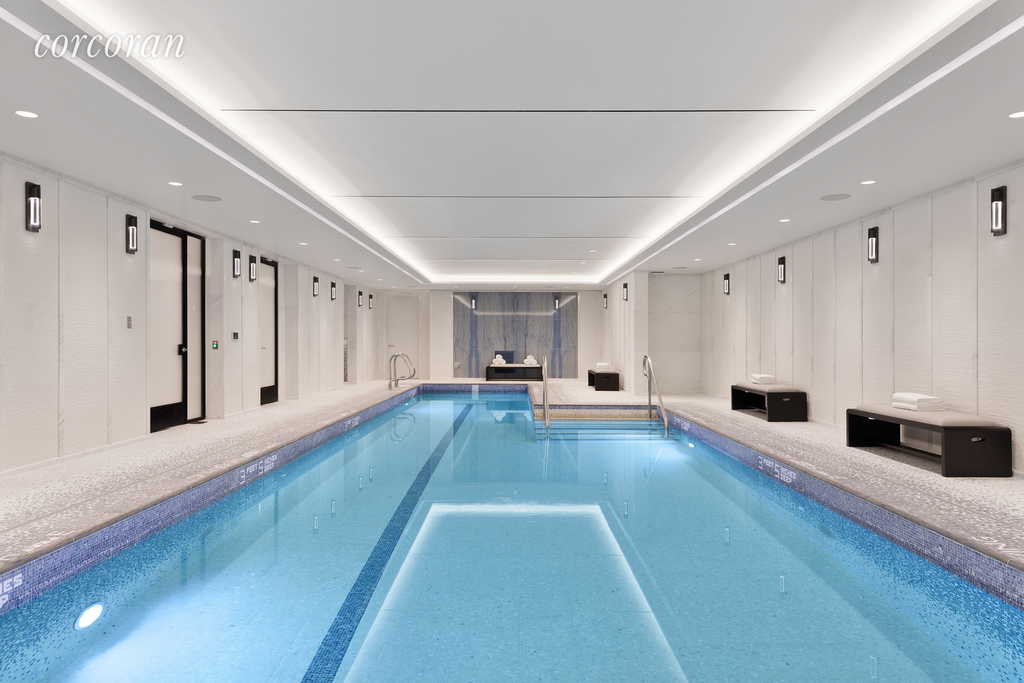 Details Real New York