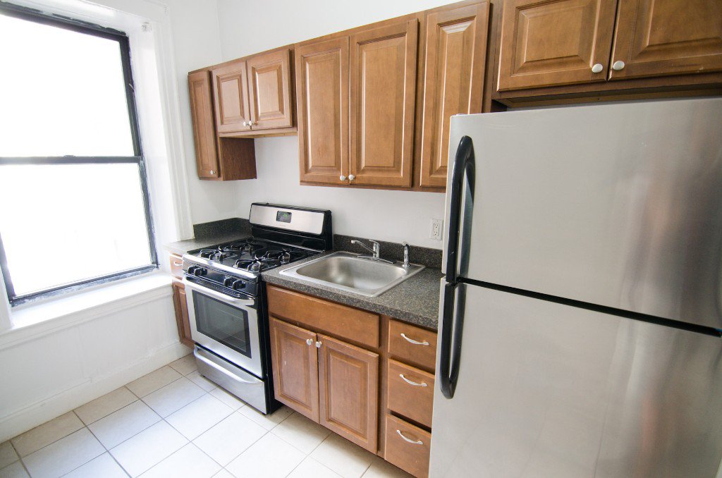 Nyc Apartments Kew Gardens 2 Bedroom Apartment For Rent