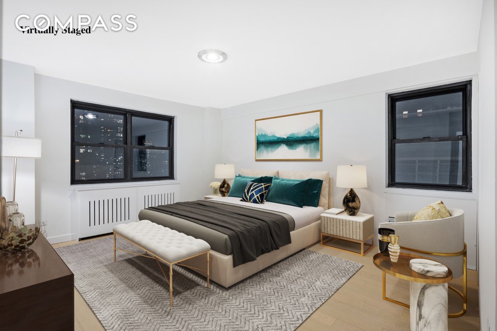 190 East 72nd Street 29C in Lenox Hill For Sale